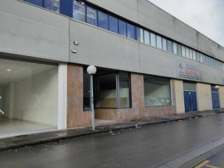 Gernika-Lumo,  ES