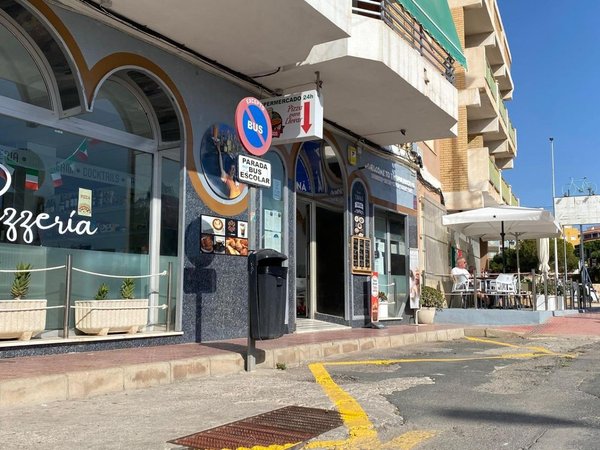 Torrevieja,  ES