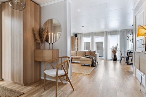 Damlitoppen 22, Skarnes