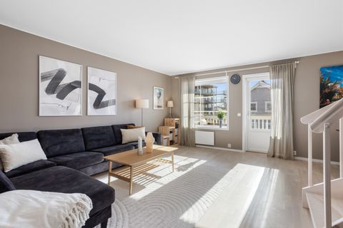 Eplehagan 33, Holmestrand