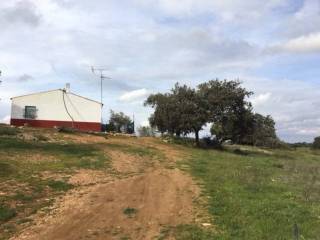 Almendral,  ES