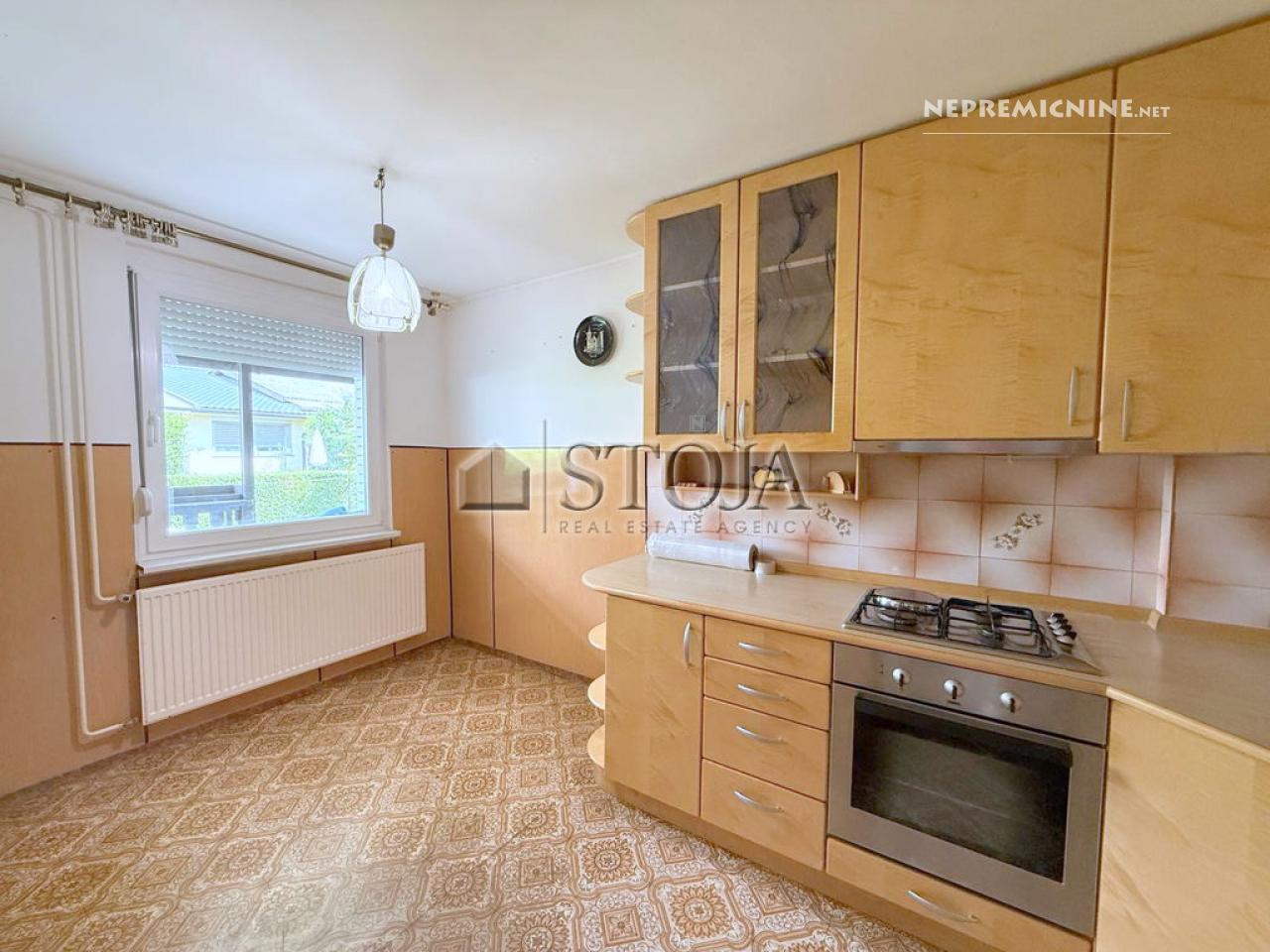 Prodaja, hiša, vrstna: ZALOG, 80.7 m2