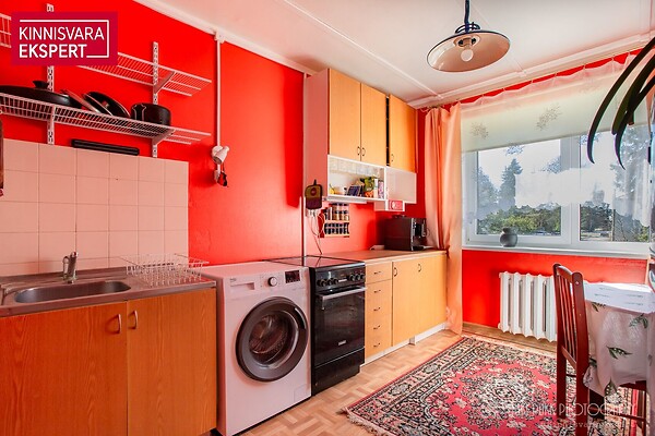 Pärnumaa, Põhja-Pärnumaa vald, Tootsi, Kesk 15