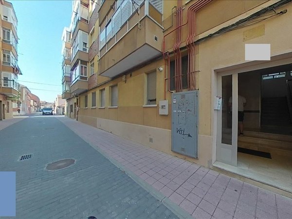 Cistérniga,  ES