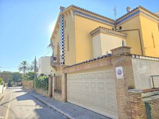 Vilanova i la Geltrú,  ES