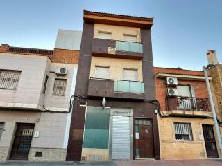 Linares,  ES