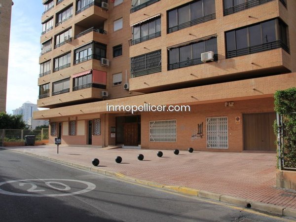 Benidorm,  ES