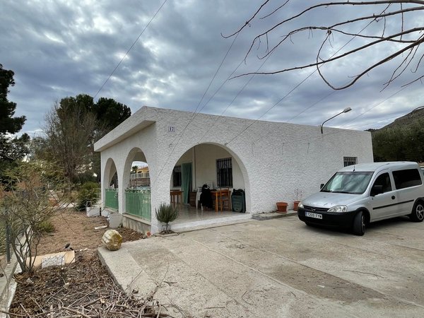 Hondón de las Nieves,  ES