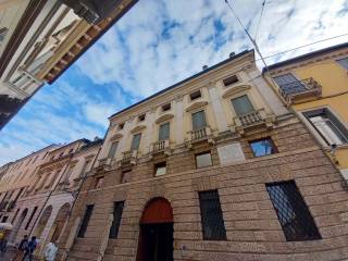 Vicenza,  IT