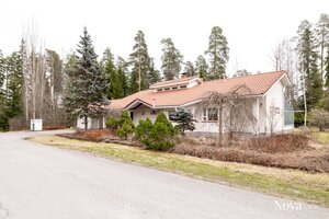 Närhentie 9, Lintula, Orimattila