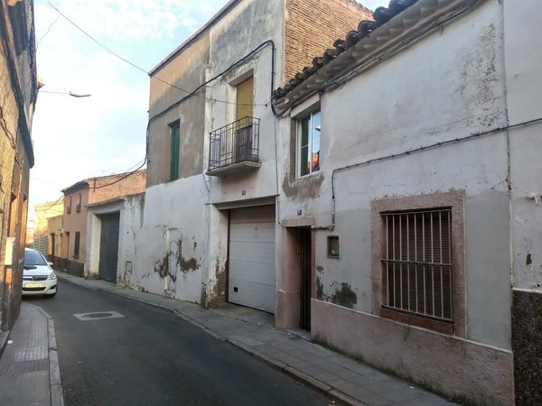 Alagon,  ES