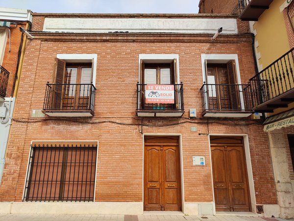 Nava del Rey,  ES