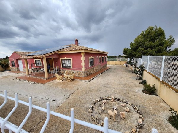 Abanilla,  ES