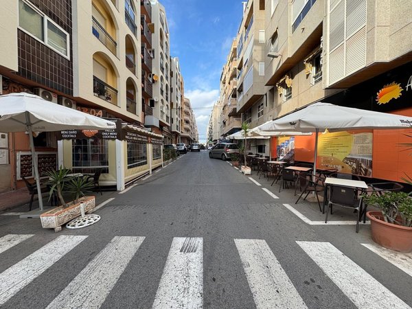Torrevieja,  ES