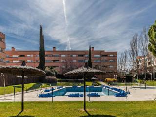 Pozuelo de Alarcón,  ES