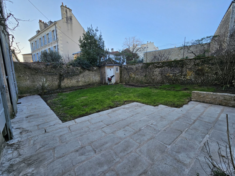 à Poitiers (86000)