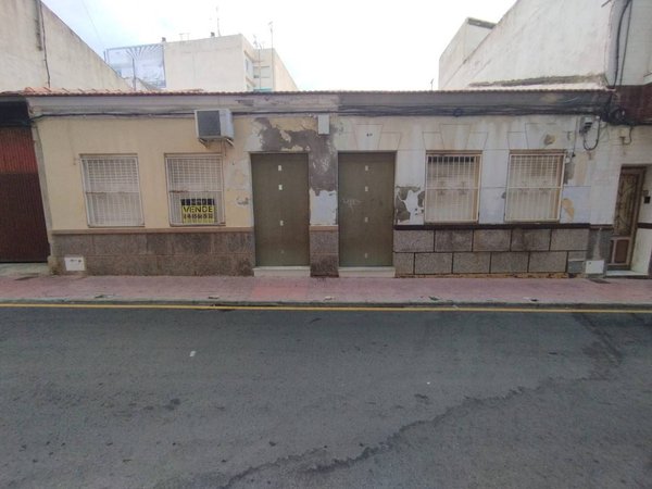 Torrevieja,  ES