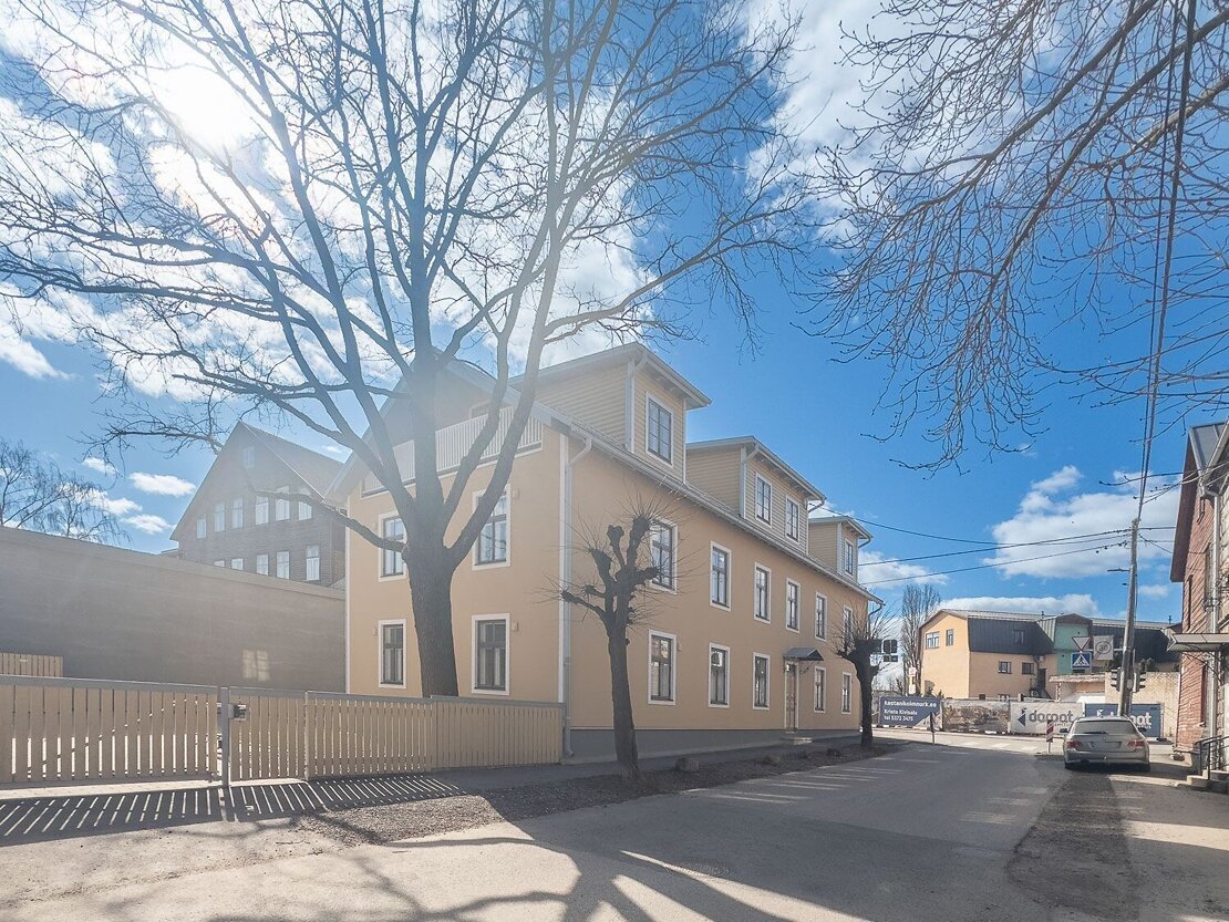 Võru tn 108, Ees-Karlova, Karlova
