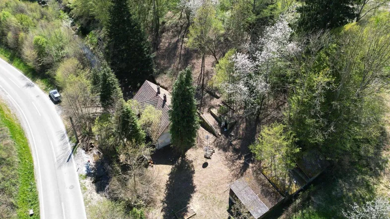 3021 Pressbaum