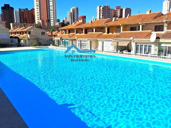 Benidorm,  ES