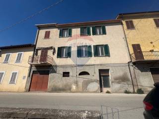 Foligno,  IT