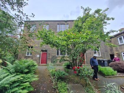 Queensbury Baptist Church, Chapel Street, Queensbury, Bradford, Yorkshire, BD13 2PZ