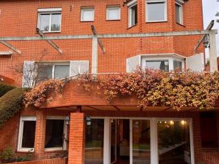 Galapagar,  ES
