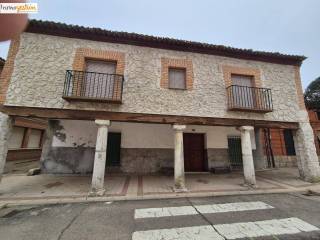 Valdestillas,  ES