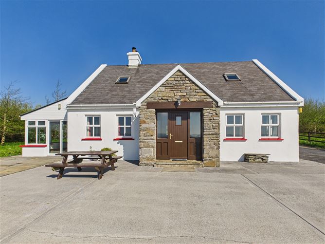 Moymore, Lahinch, Clare