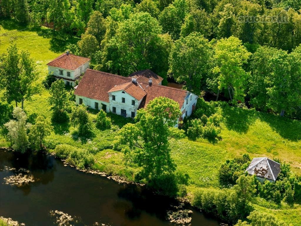 Molėtų r. sav. Klabinių k.