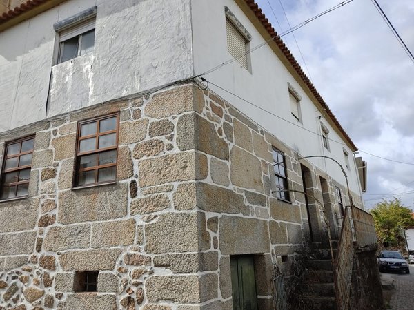 Tarouca,  PT
