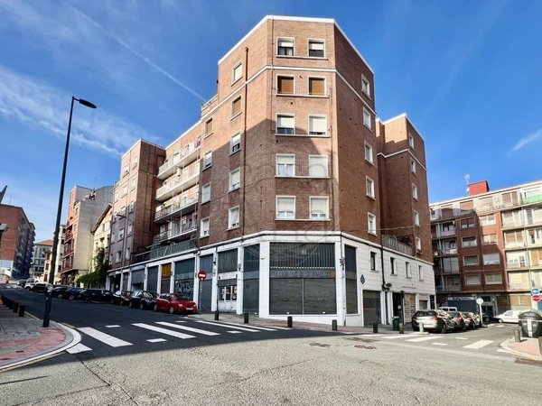 Bilbao,  ES