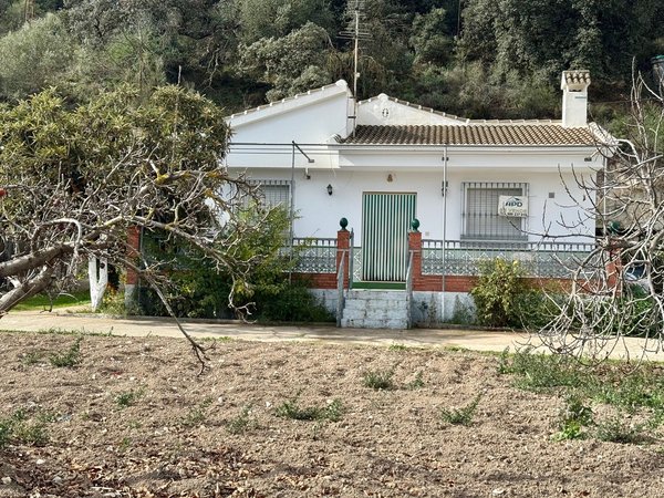 Iznajar,  ES
