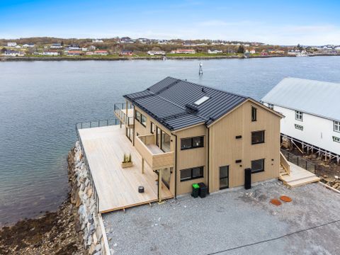 Strandveien 6, Brønnøysund