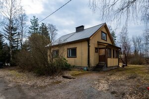 Teollisuustie 3, Kärkölä