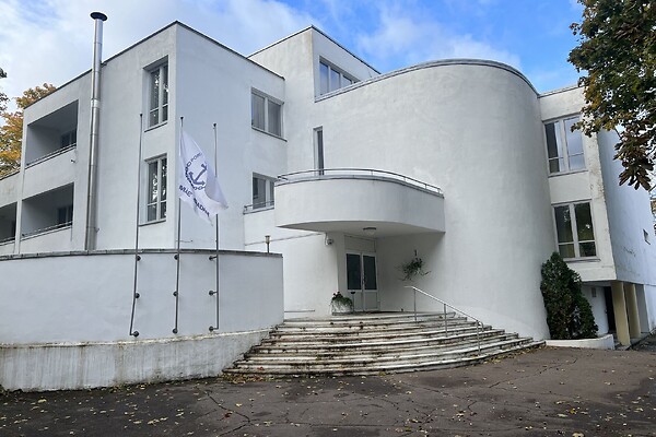 Ida-Virumaa, Narva-Jõesuu, Narva-Jõesuu linn, Jüri tn 5