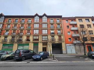 Amorebieta-Etxano,  ES