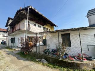 Ivrea,  IT