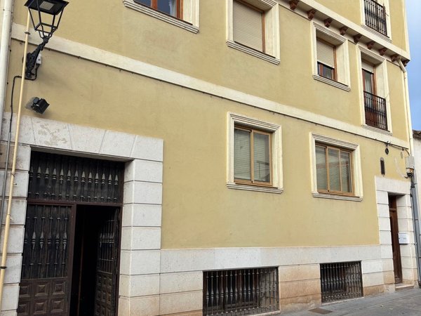 Peñafiel,  ES