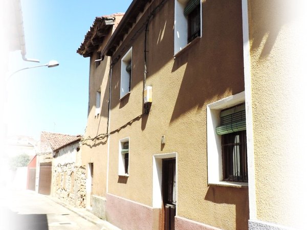 Medina de Rioseco,  ES