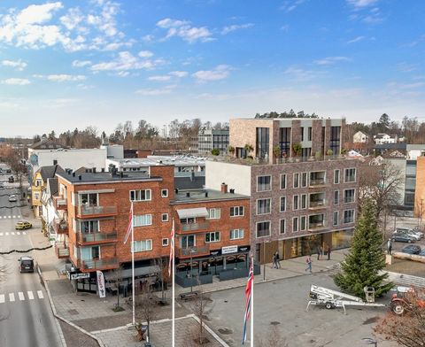 Torget 5, Askim
