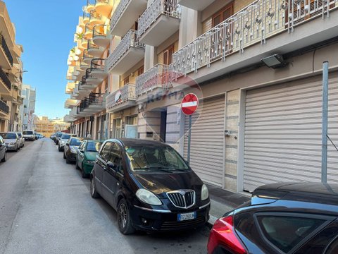 Bitonto,  IT
