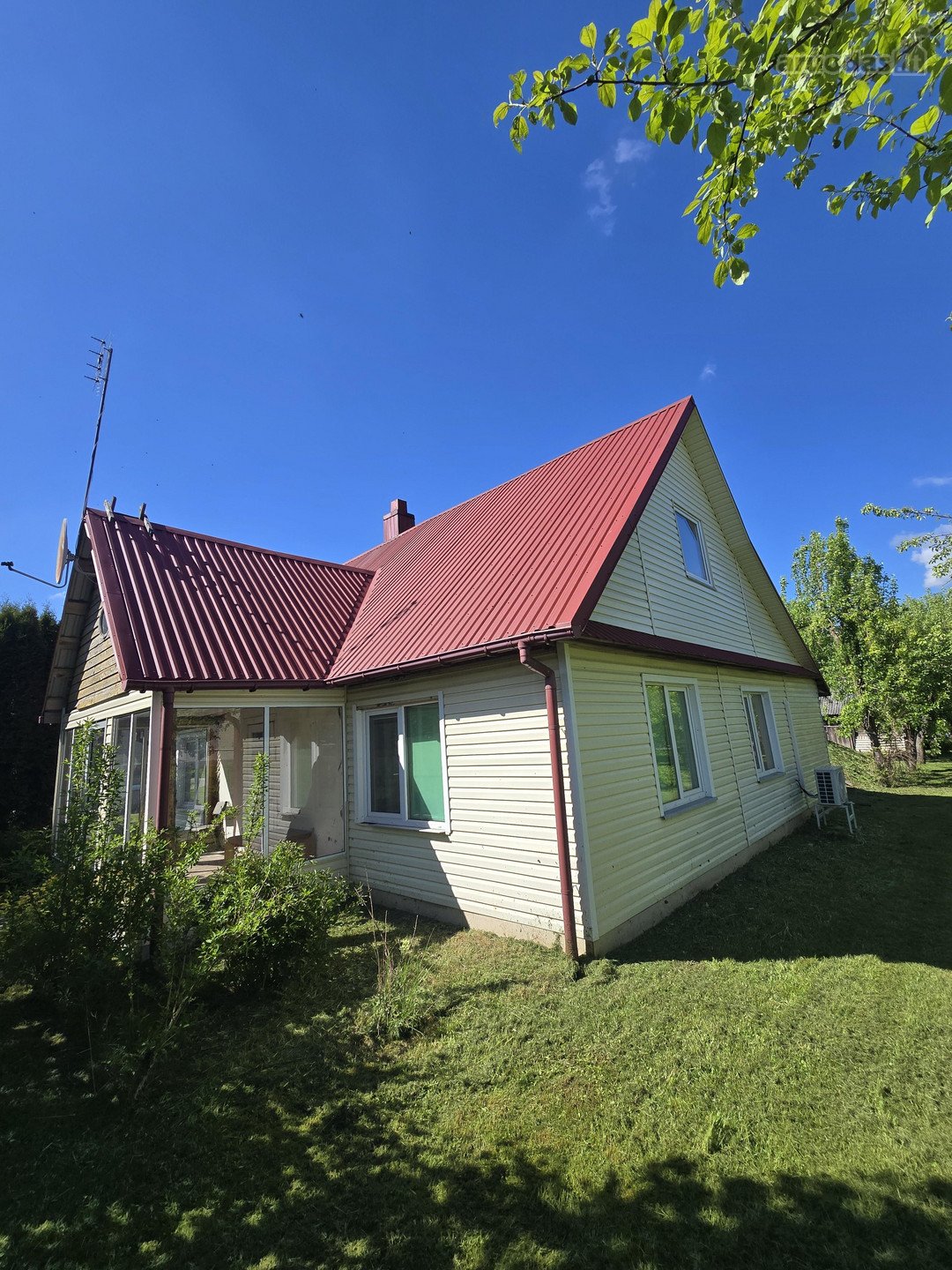 Ukmergės r. sav., Valų k. Santarvės g.