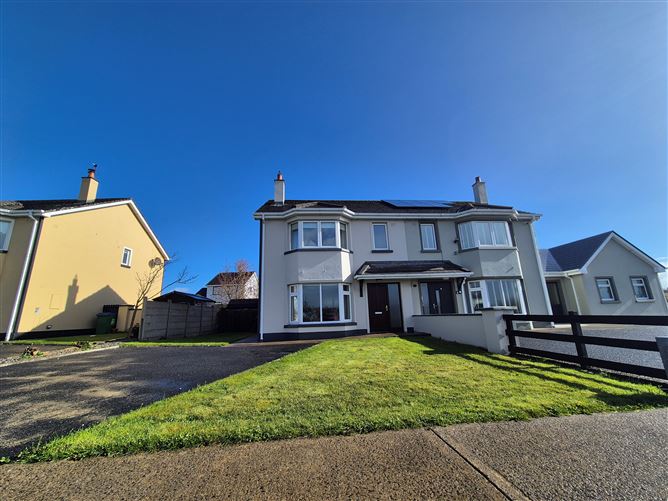 34 Croi an Bhaile, Kilmihil, Clare