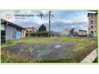Oviedo,  ES