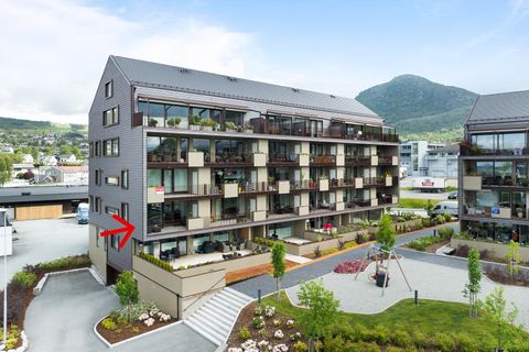 Oldeidevegen 8, Jørpeland