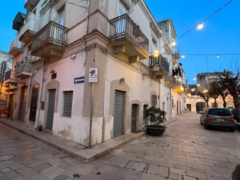 Triggiano,  IT