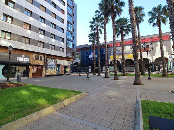 Gijón,  ES