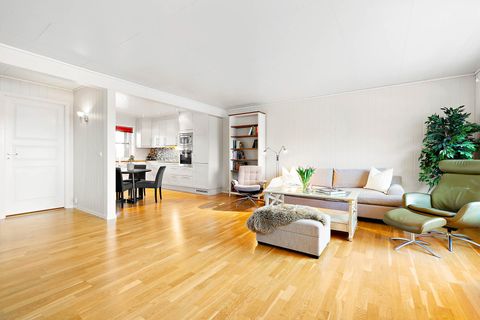 Bårdshaugvegen 23E, Surnadal