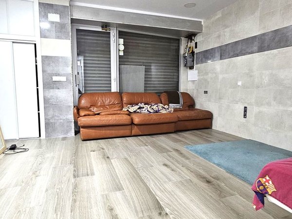 Terrassa,  ES